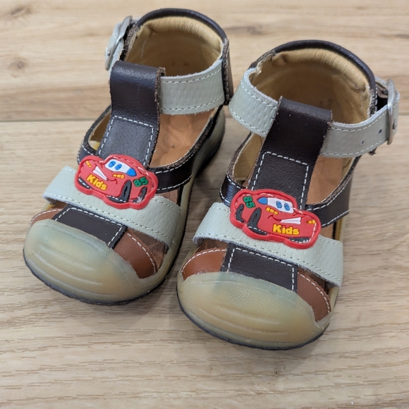 Car (Not Disney) Closed Toe Sandals - Picture 1 of 5